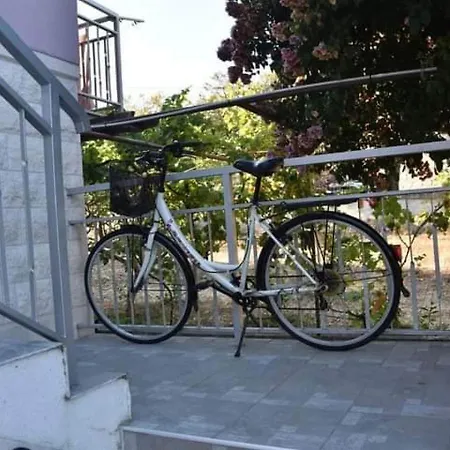 Manigo Apartment *