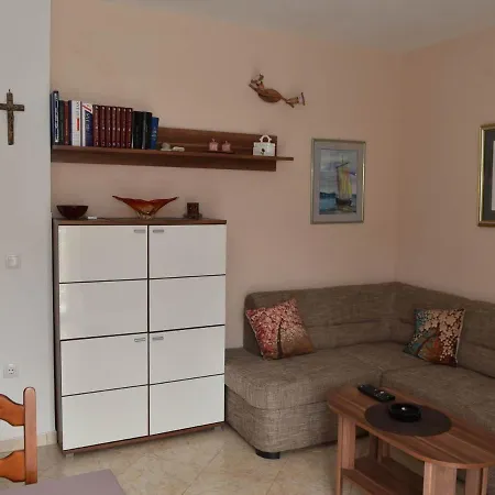 Manigo Apartment *