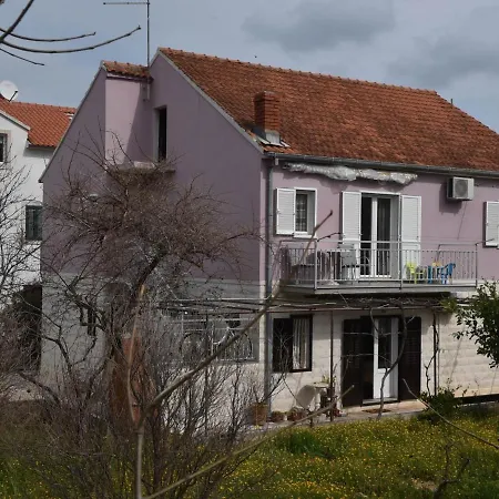 Manigo Apartment Supetar