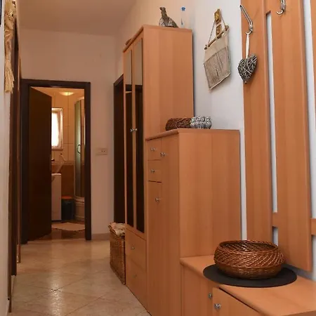Apartment Manigo Supetar